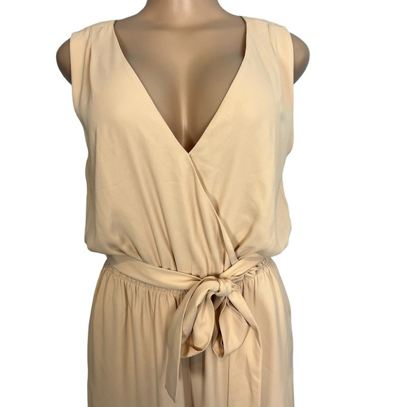 Babaton Maximillian Jumpsuit - Picture 4 of 12